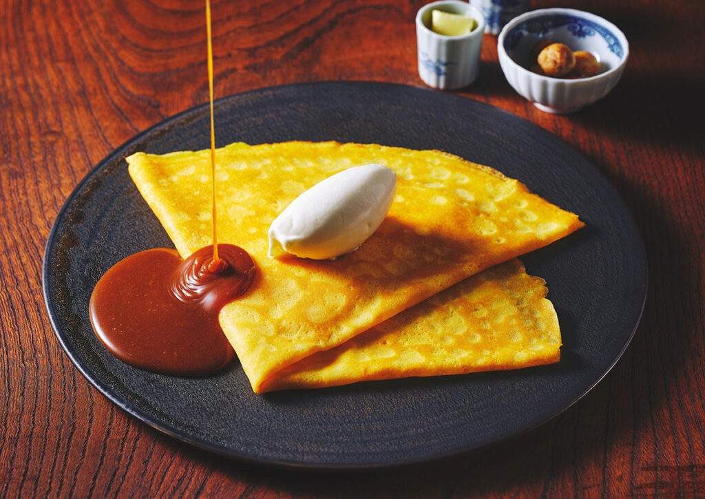 赤たまごのクレープ